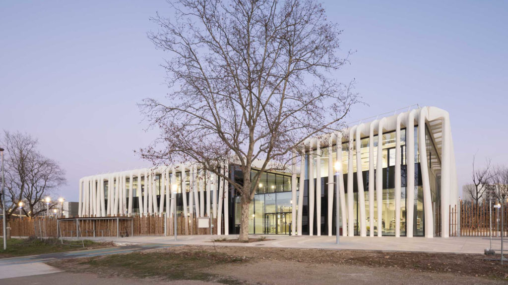 E160715 Vaulx-en-Velin_Mediatheque_02_Lisa-Ricciotti-4159284205_dim OK