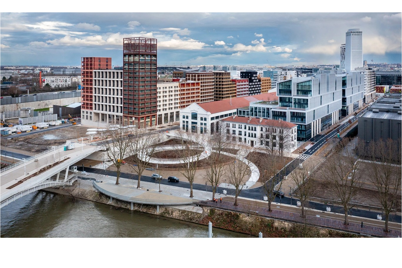 E190645 UNIV principal_dim OK